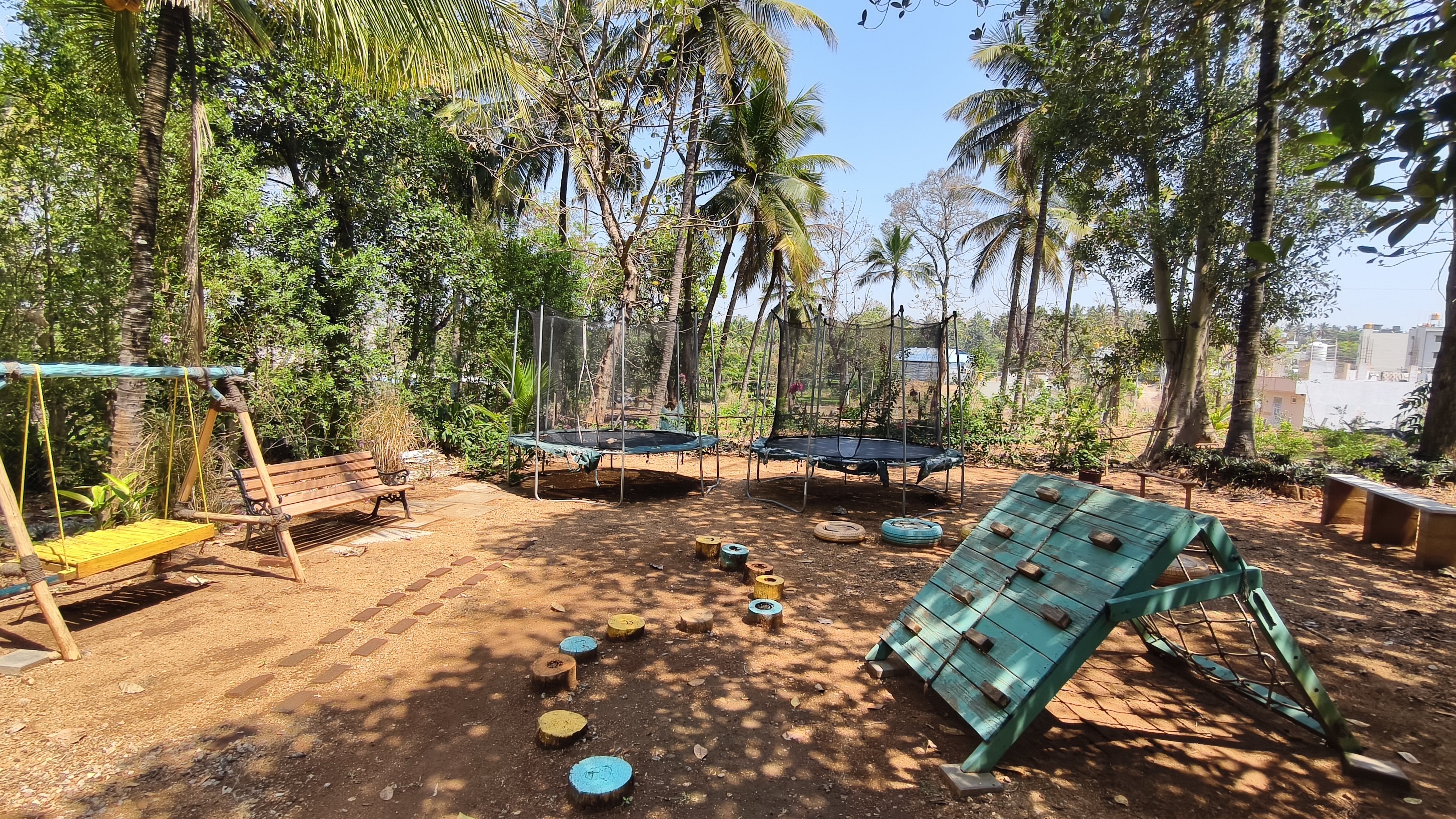 Children's play zone