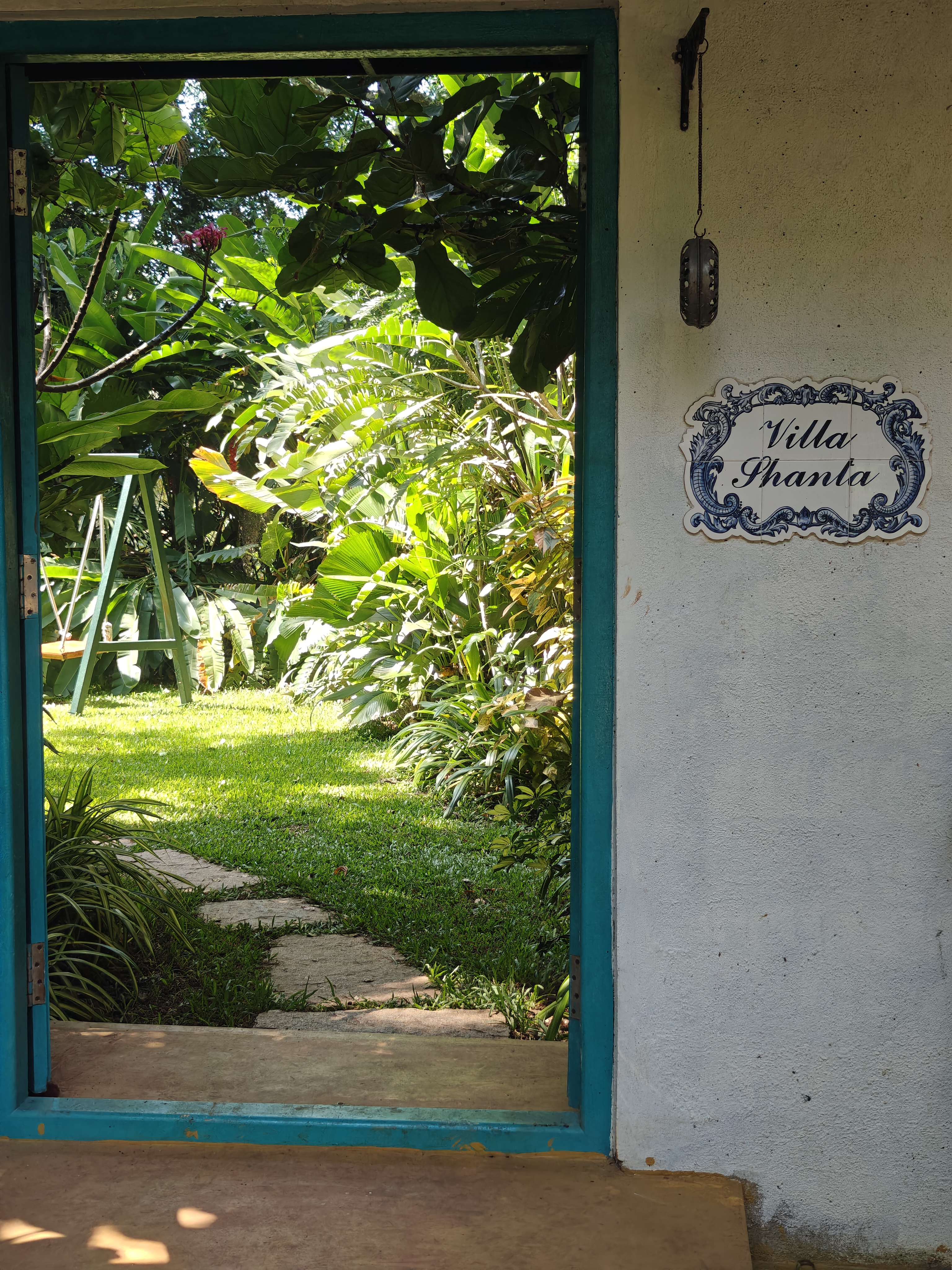 Villa Shanta entrance sign